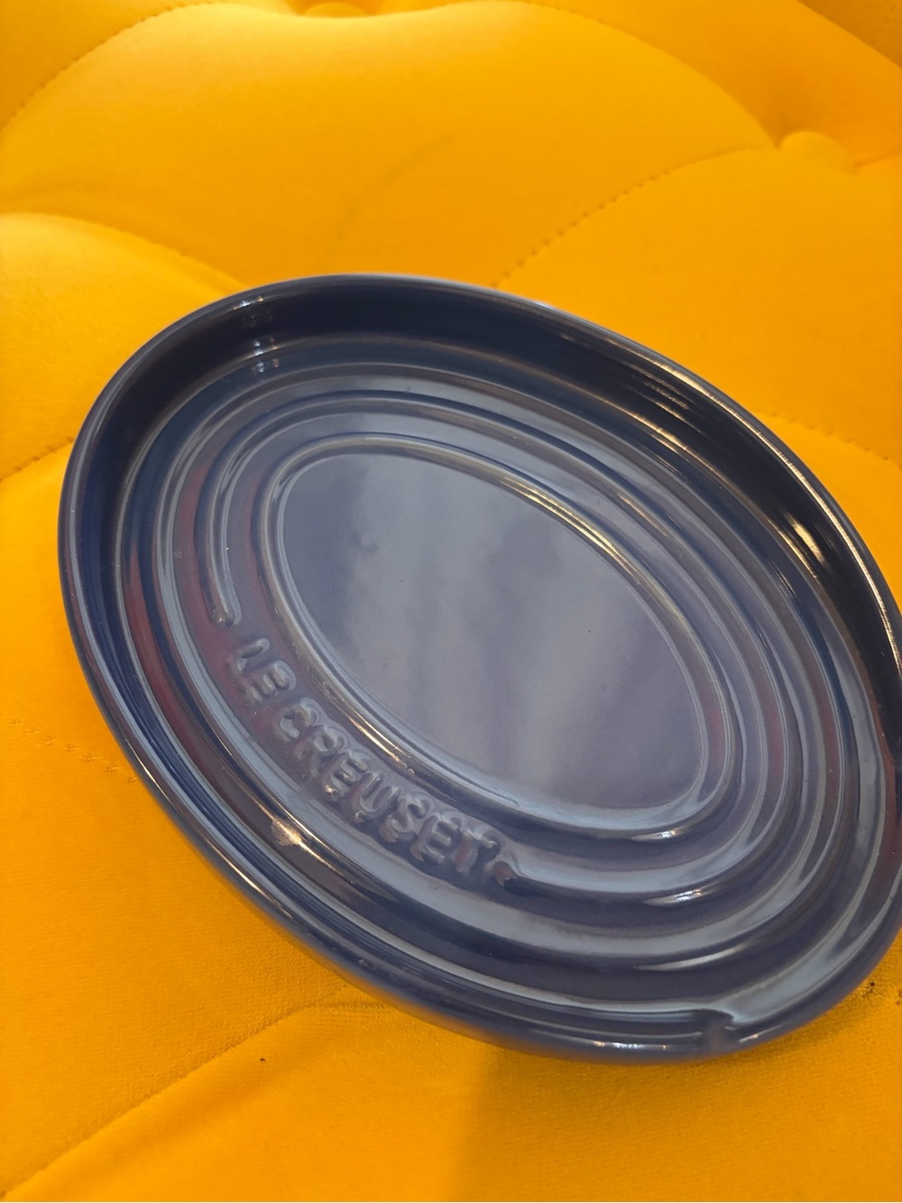 Le Creuset Blue Oval Stoneware Spoon rest - Picture 3 of 5